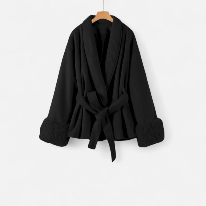 Damski płaszcz z futerkiem sztucznym – elegancja w stylu Ivy League z wiązaniem na sznurowadła