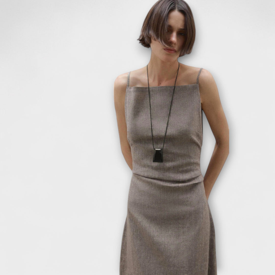 Płynąca długa sukienka z mieszanki lnu