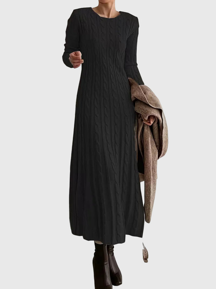 Měkké elegantní pletené šaty