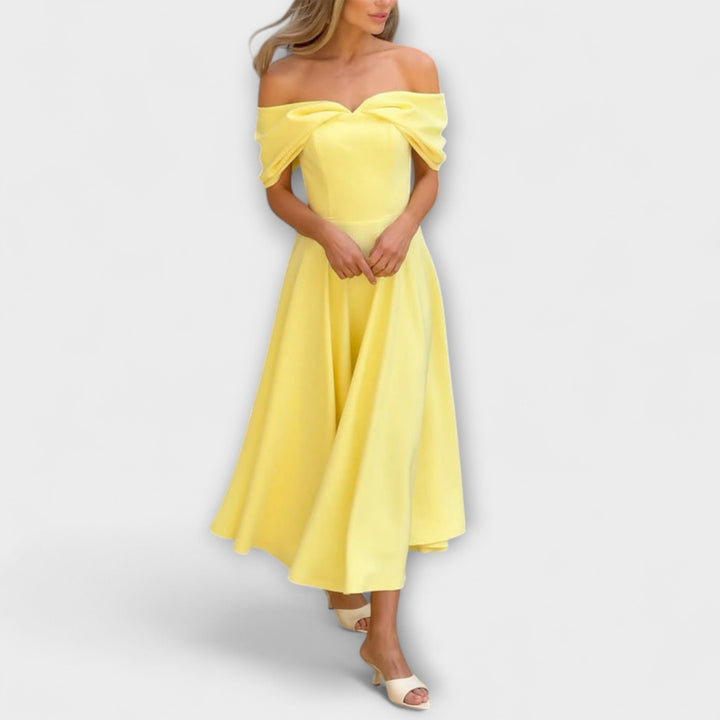 Chic Off-the-Shoulder Draped Maxi Dress