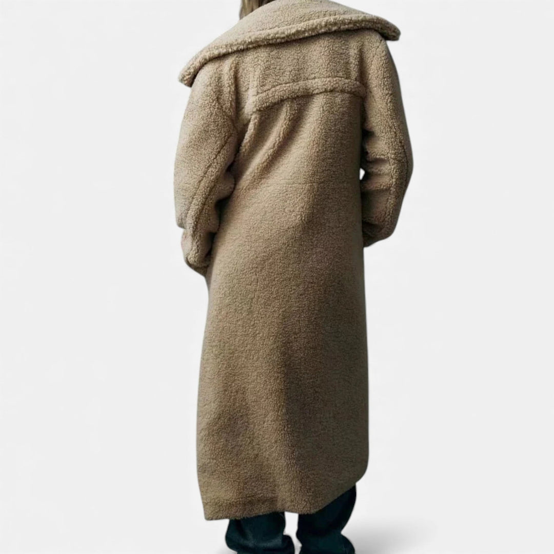 Dámský dlouhý kabát s dvojitým řaděním knoflíků z plyšového materiálu