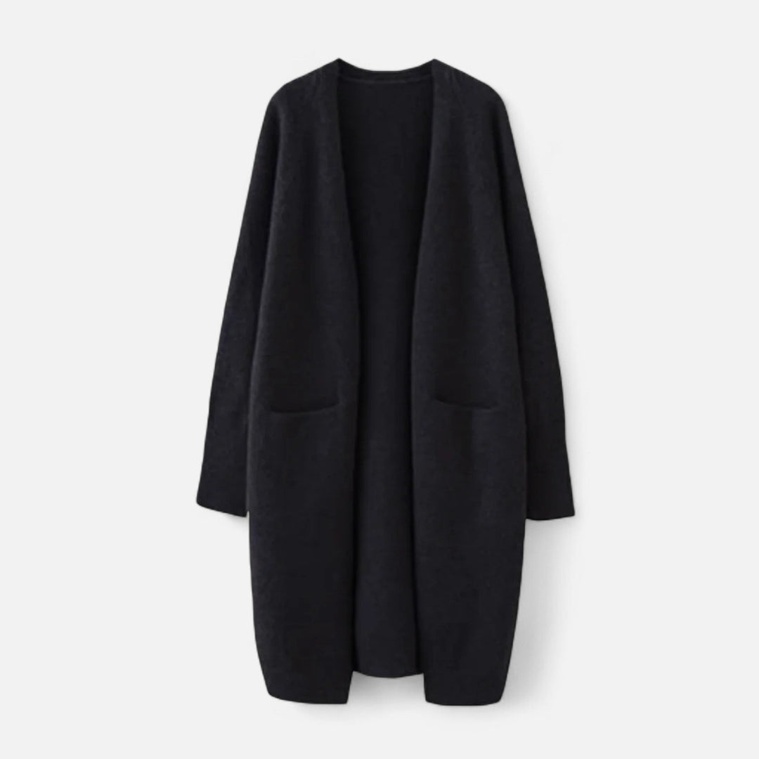 Damski gruby sweter na guziki z dekoltem w serek – jesienne ciepło