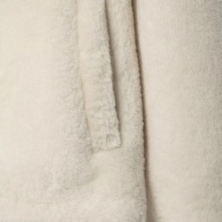 Damska kurtka z zatrzaskami i sztucznym futrem