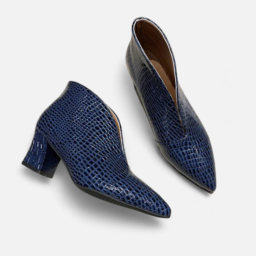 Bottes chevilles pour femmes en cuir verni à découpe en V