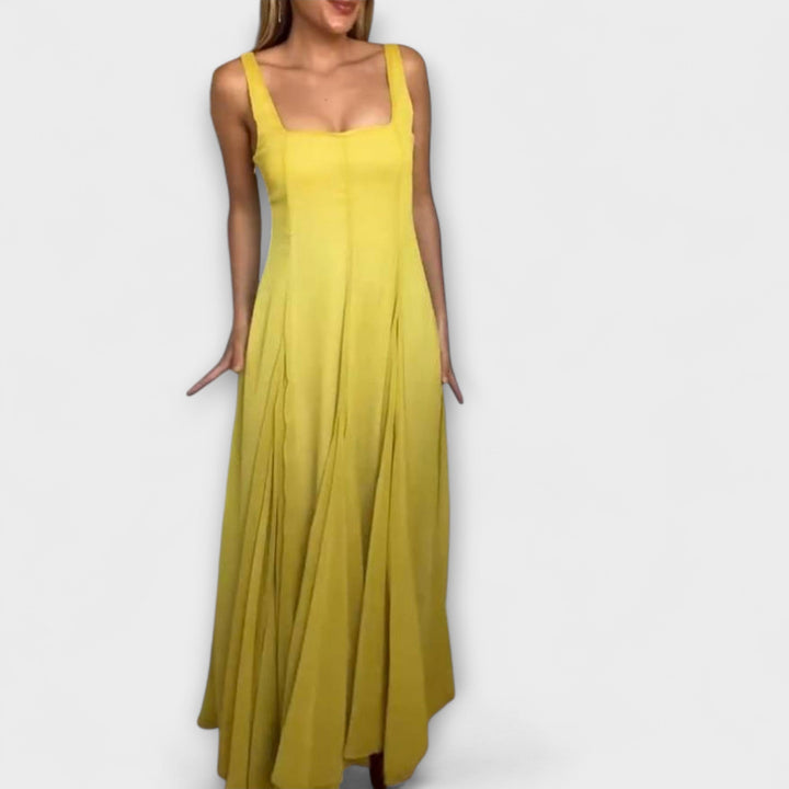 Robe à encolure carrée