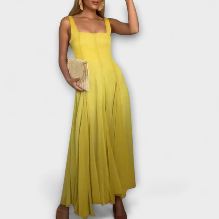 Robe à encolure carrée