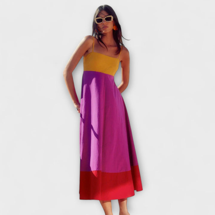 Šaty s tenkými ramínky a barevnými bloky