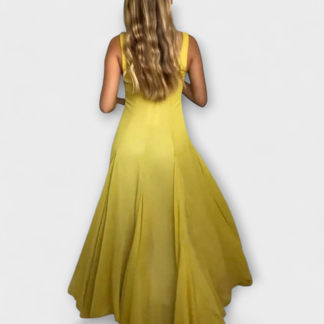 Robe à encolure carrée