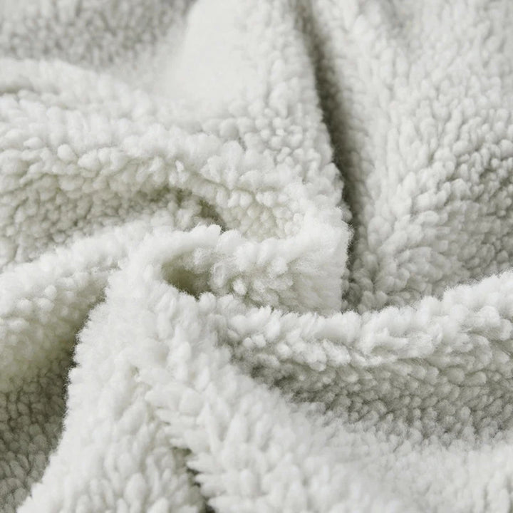 Męski zimowy płaszcz z kapturem z owczej wełny