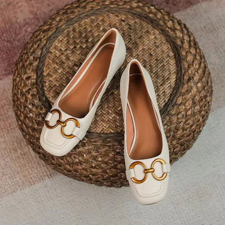 Sandály Mathilda s nízkým podpatkem