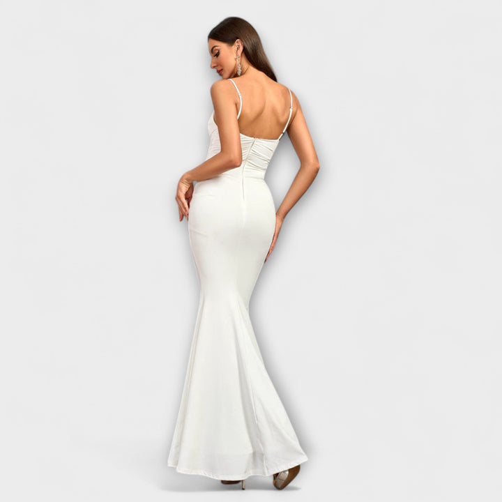 Elegancka sukienka z falbanami