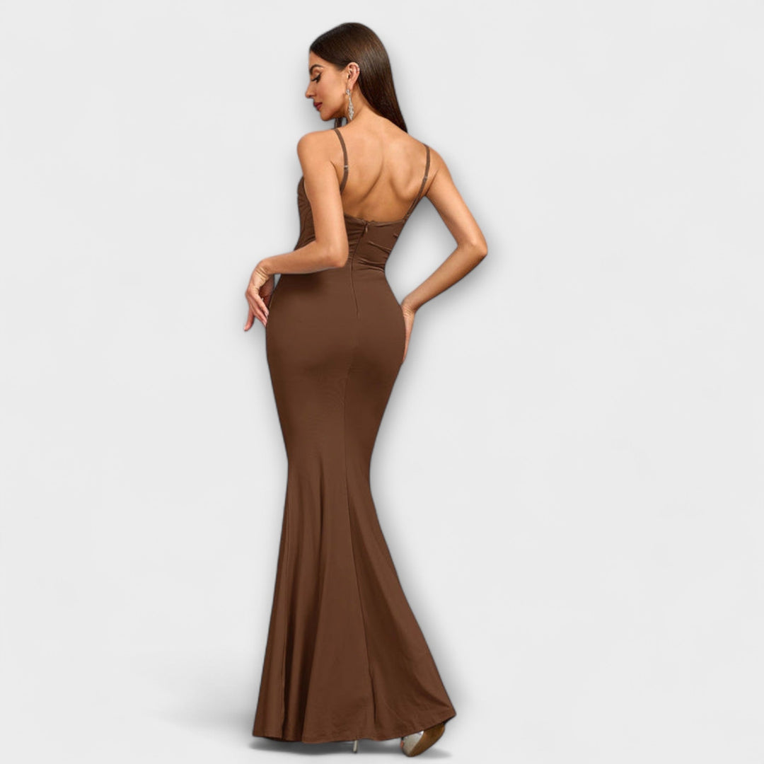 Elegantní šaty s volánky