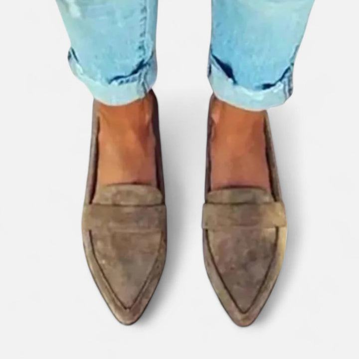 Mocassins rétro pour femmes à bout pointu
