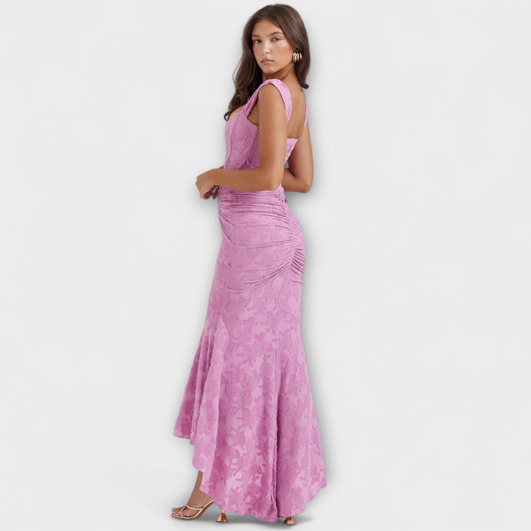 Long Dress with Elegant and Refined Corset