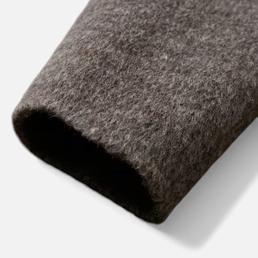 Klasyczny zimowy płaszcz damski z mieszanki wełny