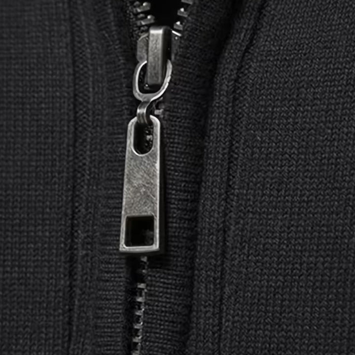 Men’s Warm Minimalist Zippered Knit Sweater