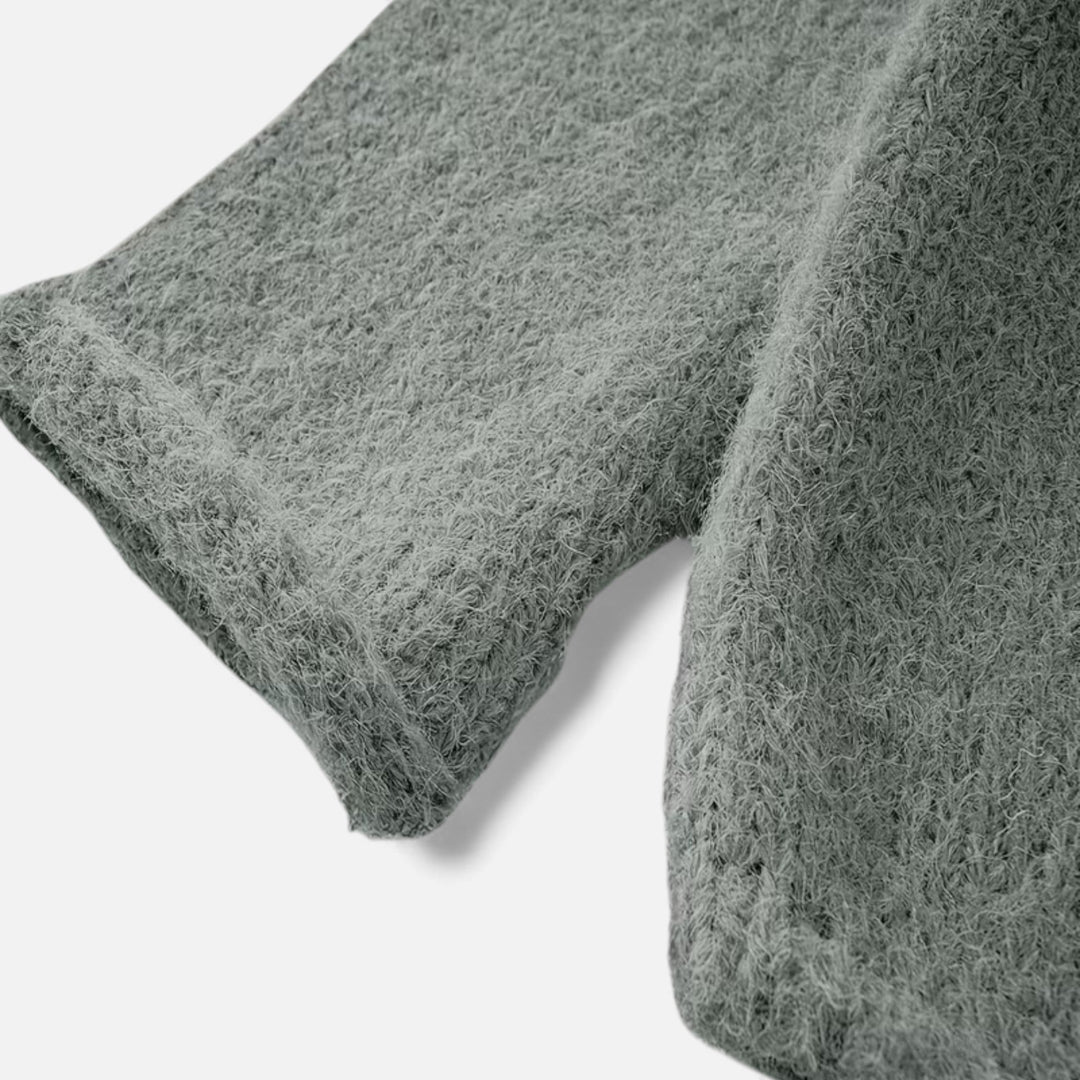 Damski zimowy sweter dziany z odkrytymi ramionami