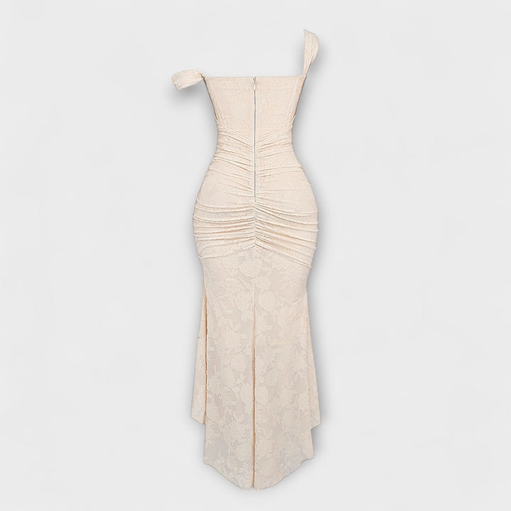 Long Dress with Elegant and Refined Corset